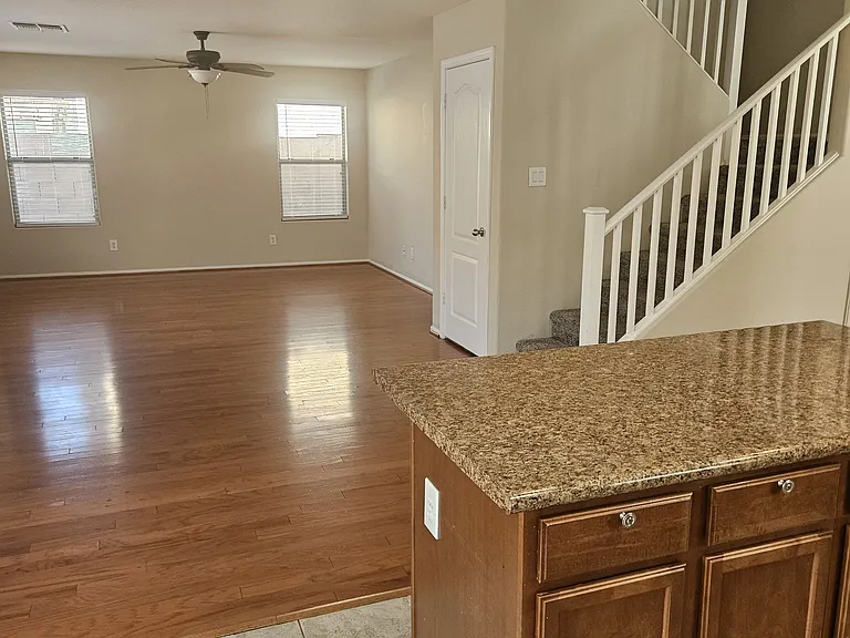 7564 W Charter Oak Rd — Photo 12
