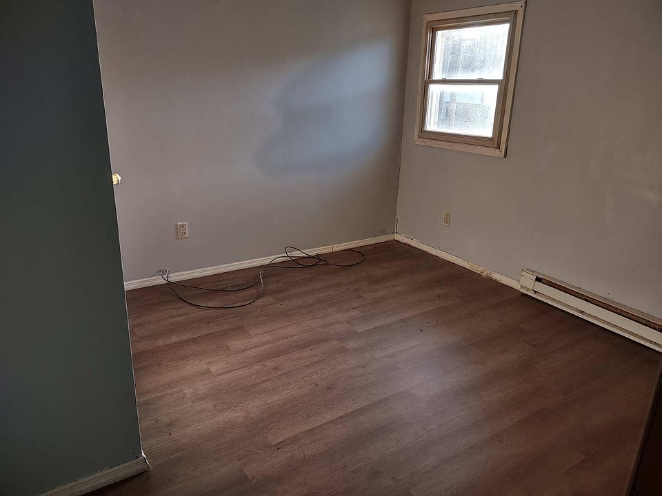 2nd image of 10251 Chillicothe Pike