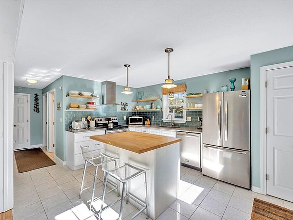 4th image of 58 Orrs Avenue
