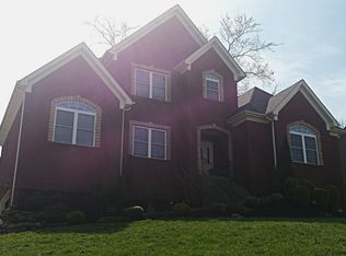 1408 Nightingale Ln, Goshen, KY 40026