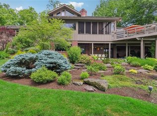 501 Ravine Dr, Aurora, OH 44202