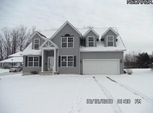 821 Archer Rd, Bedford, OH 44146