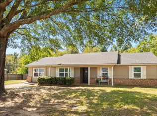 14127 Seton St, Flint, TX 75762