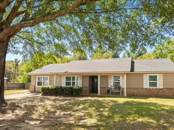 14127 Seton St, Flint, TX 75762