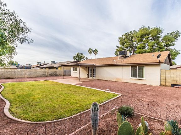 5th image of 9035 N 63rd Ln