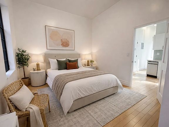 3rd image of 284 Mulberry St #33