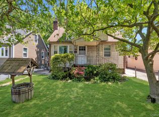 311 Hunnewell Ave, Elmont, NY 11003