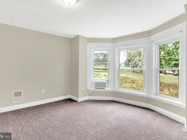 1814 Walnut St, Harrisburg, PA 17103