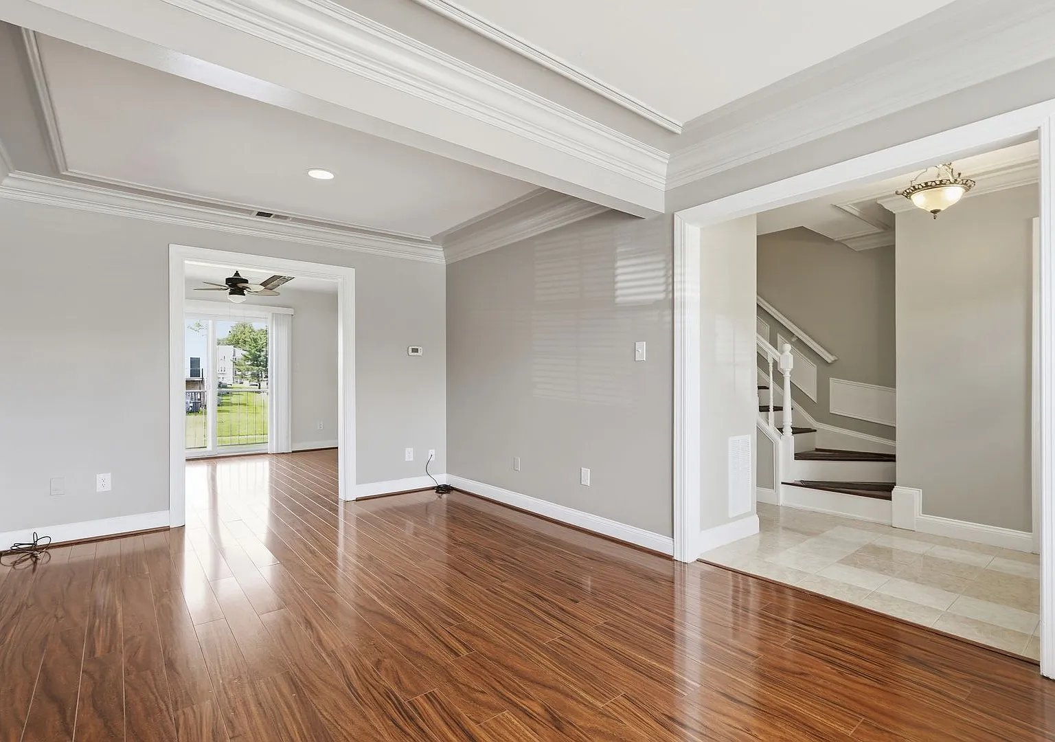 This location provides easy access to Dulles International Airport, shopping destinations, dining... — Photo 3