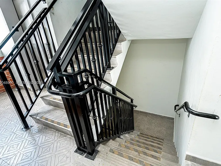 810 Salzedo St #15 — Photo 28
