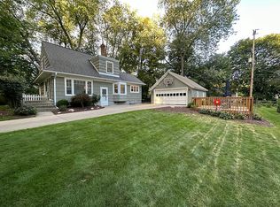 830 Patterson Ave SE, Grand Rapids, MI