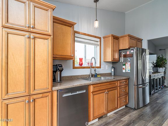 5th image of 3803 S 18th St