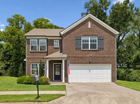 1070 Daniel Ln, Spring Hill, TN 37174