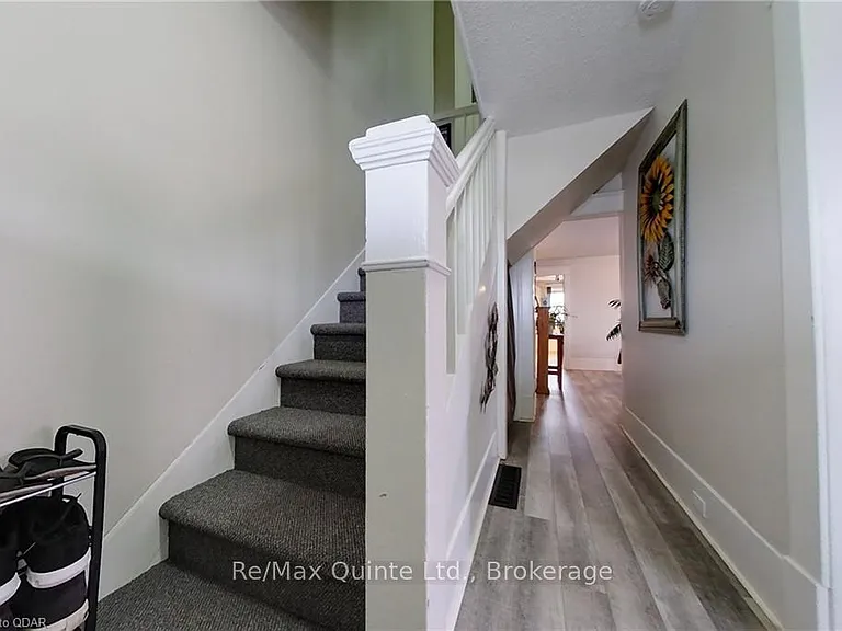 218 Coleman St — Photo 8