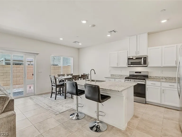 498 Canary Song Dr — Photo 8