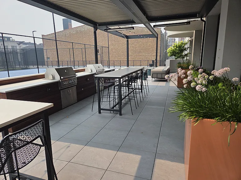 2020 N Lincoln Park W #23D — Photo 17
