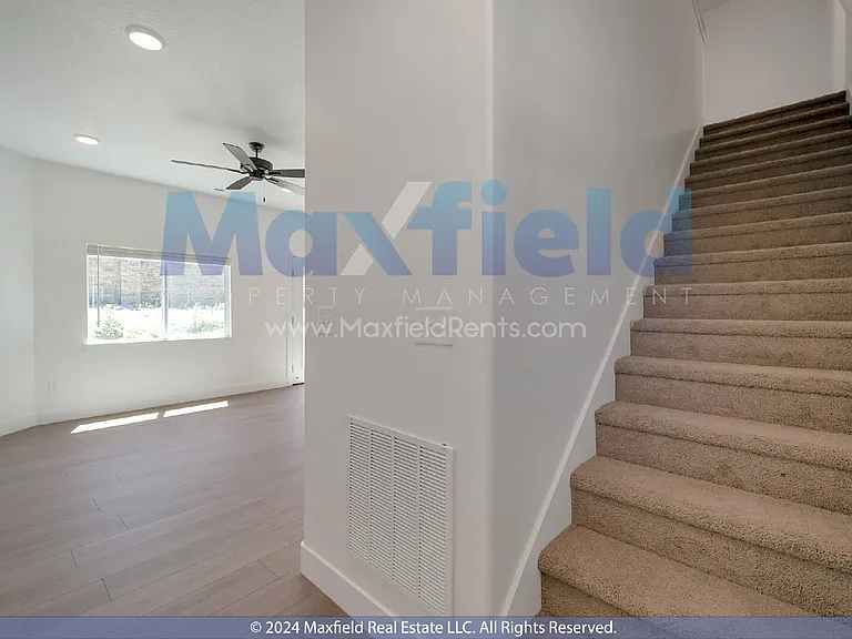 1598 N 1950 E — Photo 7