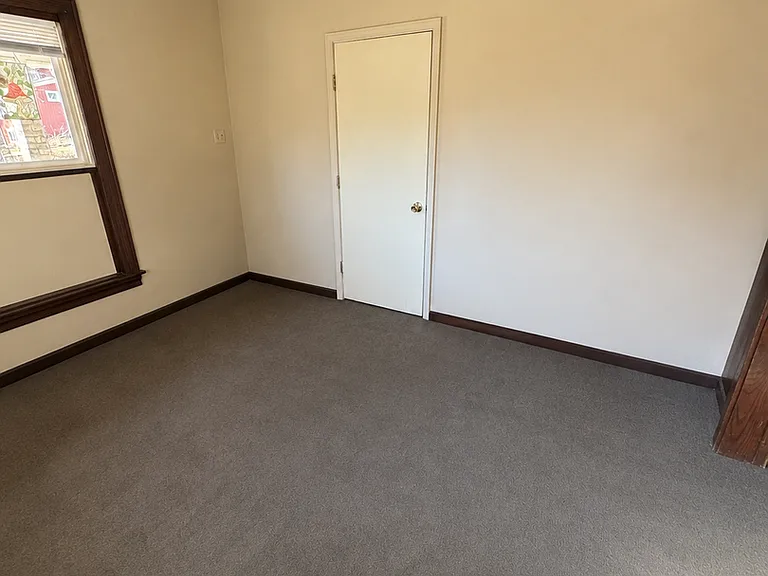 1017 Vine St — Photo 7