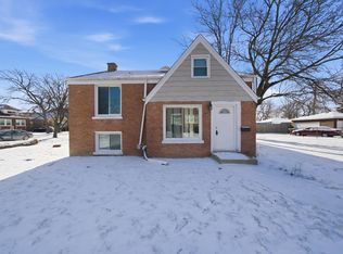 800 S 21st Ave, Maywood, IL 60153
