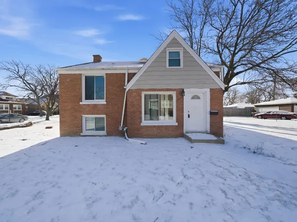 800 S 21st Ave, Maywood, IL 60153