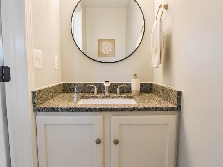2049 Laurel Oak Dr — Photo 12