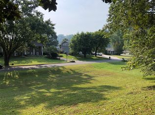 Woodland Dr, Clinton, TN 37716