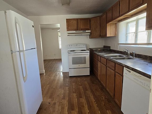 4th image of 1289 S Espina St