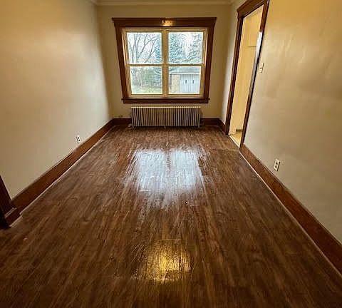 5th image of 1029 W 10th St