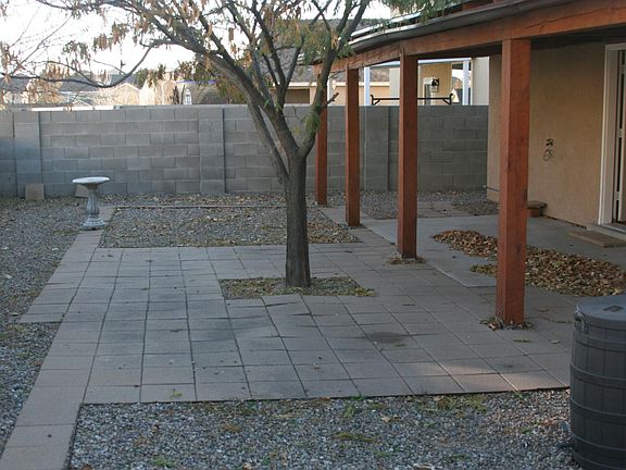 3rd image of 10436 Calle Rosa NW