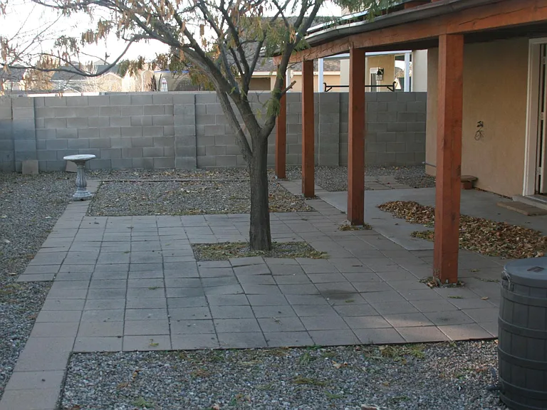 10436 Calle Rosa NW — Photo 3