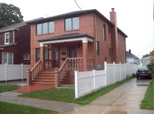 150-15 19th Ave, Flushing, NY 11357