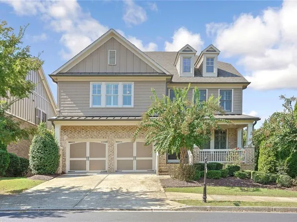 11725 Stratham Dr, Alpharetta, GA 30009