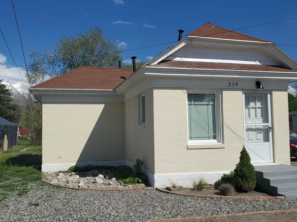 219 S 100th St W, American Fork, UT 84003