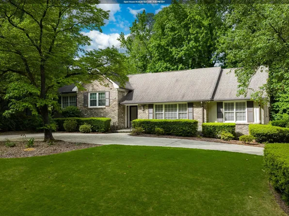 2237 Royal Crest Dr, Birmingham, AL 35216