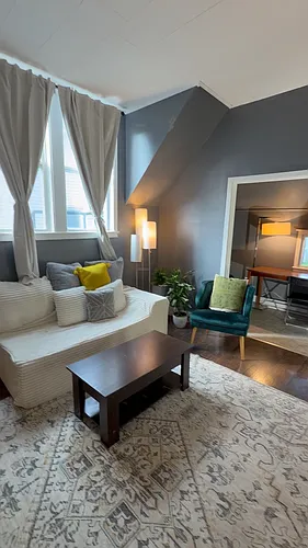 15 Maple St #2L Photo 1