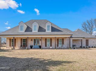 1946 Cotton Dr, Hernando, MS 38632