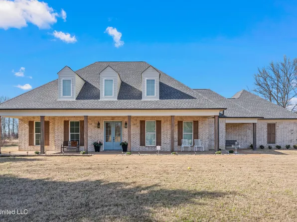 1946 Cotton Dr, Hernando, MS 38632