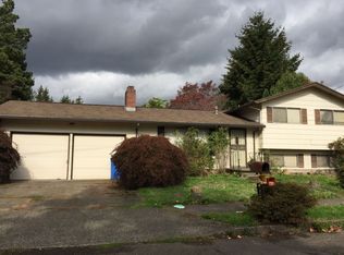 17613 NE Couch St, Portland, OR 97230