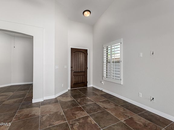 3rd image of 2682 E SILVERSMITH Trail