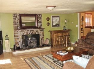 810 Mountain View St, Espanola, NM 87532