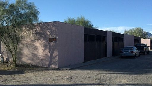 1st image of 3535 E Blacklidge Dr