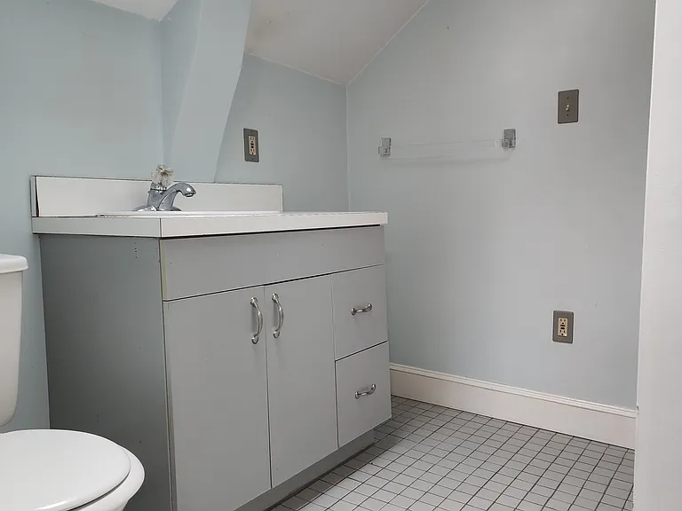 735 Newport Ave #1 — Photo 11