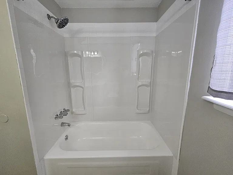 610 1/2 Sunflower Dr — Photo 17