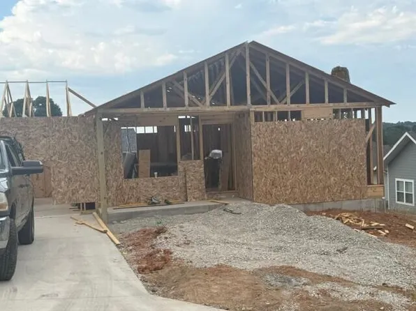 1227 N Howell, West Plains, MO 65775