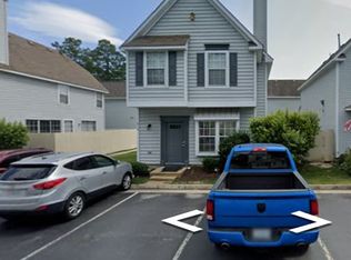 810 Snead Dr, Newport News, VA 23602