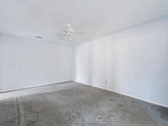 17th image of 3523 Woodland Ln