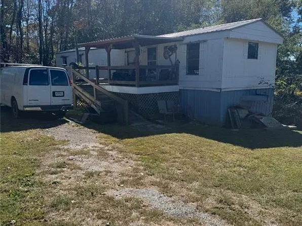 7622 Mineral Bluff Hwy, Mineral Bluff, GA 30559