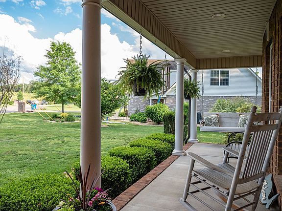 4th image of 1306 Lila Dr