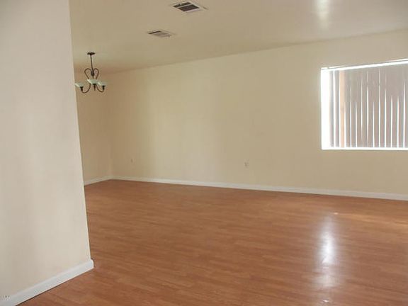 2nd image of 840 Berkshire Dr