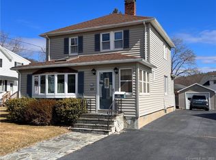 22 S Cir, Beacon Falls, CT 06403